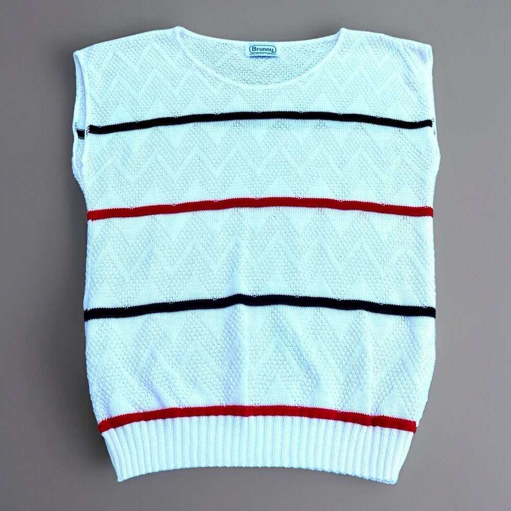 Vintage Brunny Sweater Vest Acrylic Mom Retro White Blue Red Stripe Size M/L